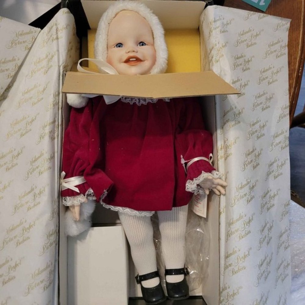 Ashton Drake Yolanda's Picture Perfect Babies "Jennifer" Collectible Doll